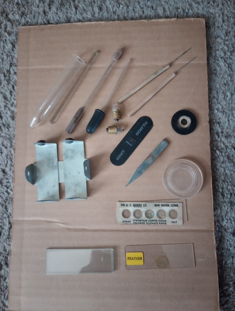 Gilbert 13041 Microscope And Lab Set