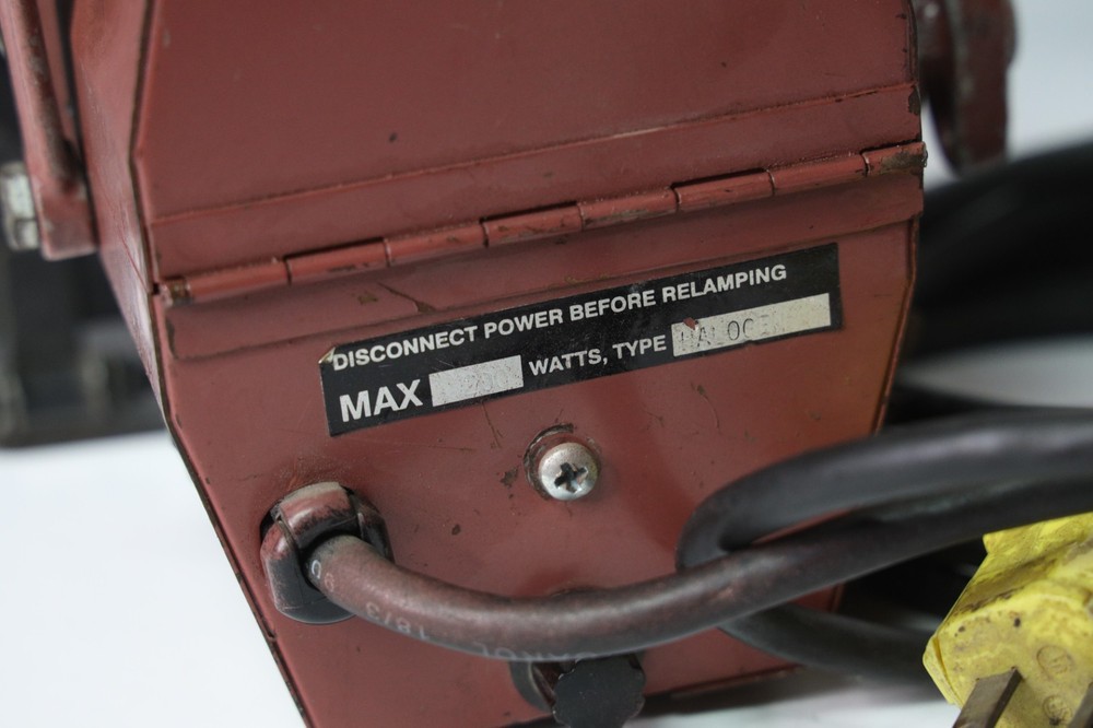 Mole Richardson 200watt Mini-Mole Type #2801 AKA Inkie