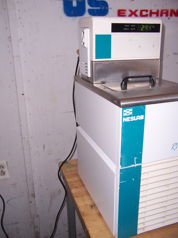 13921 Neslab RTE-111 Chiller