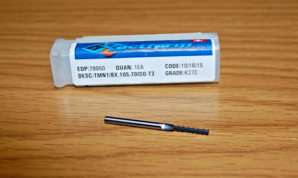 THREAD MILL 1/8" x .105 STRAIGHT FL SOLID CARBIDE XACTFORM# 78950