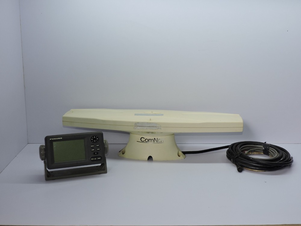 COMNAV SATELLITE COMPASS ANTENNA WITH FURUNO RD 30 REMOTE DISPLAY - SET