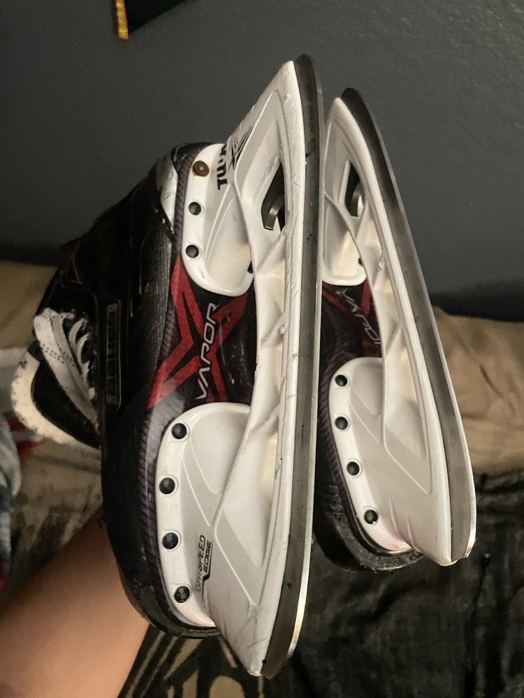 Bauer Hockey Skates Size 7
