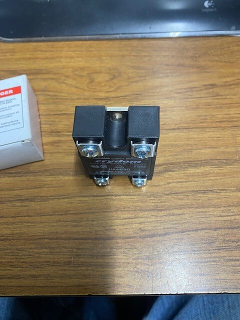 Crydom HD4890 90A Solid State Relay