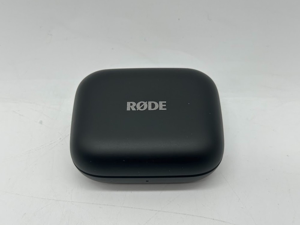 RODE Wireless Micro - Compact Wireless Microphone, Two Mics with Charge Case