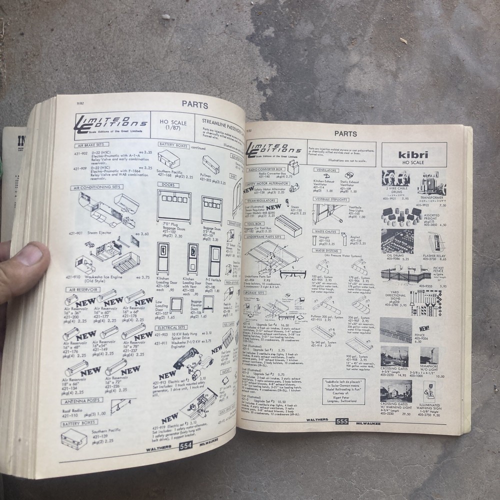 WALTHERS 913-626 1983 EDITION HO CATALOG & CRAFT TRAIN REFERENCE MANUAL