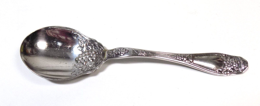 Wm Roger & Son AA Antique Sugar Nutshell Grape Pattern Silverplated Spoon