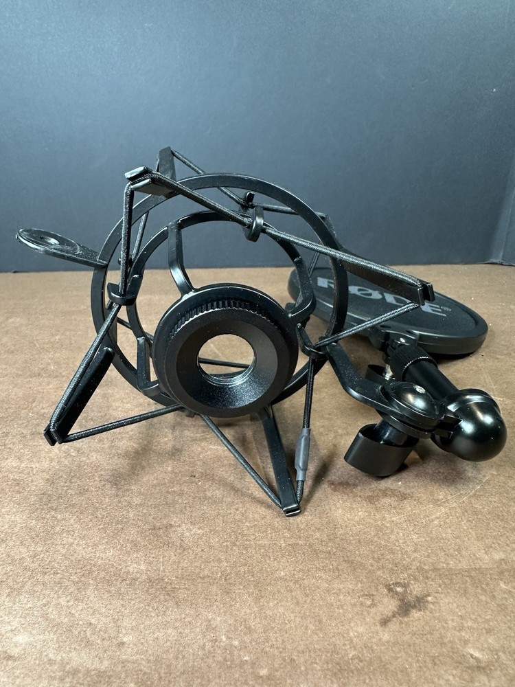 Rode SM6 Shock Mount with Detachable Pop Filter