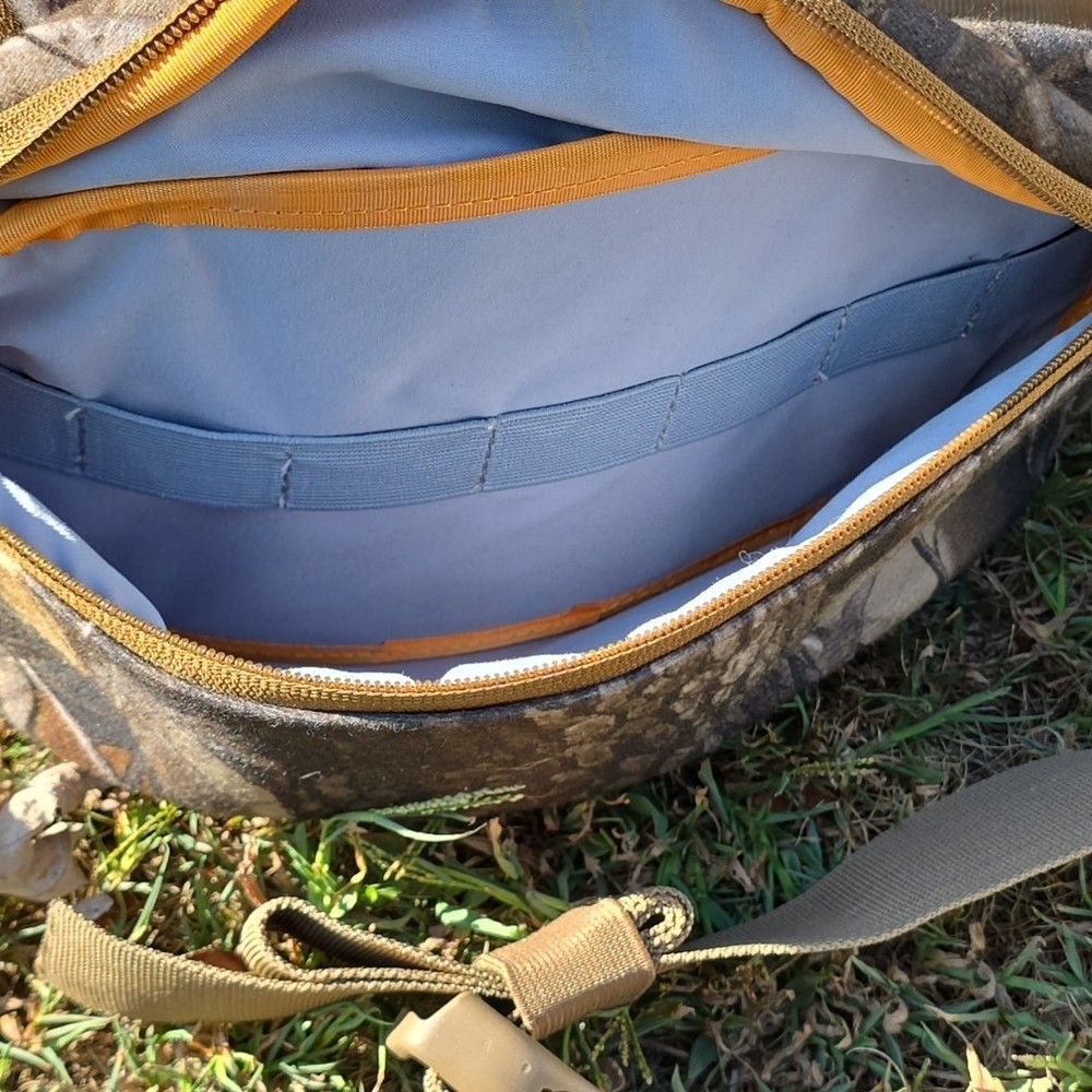 Gerber Quadrant Hunting Hydration Pack Hiking Camp Elk Adjustable Straps