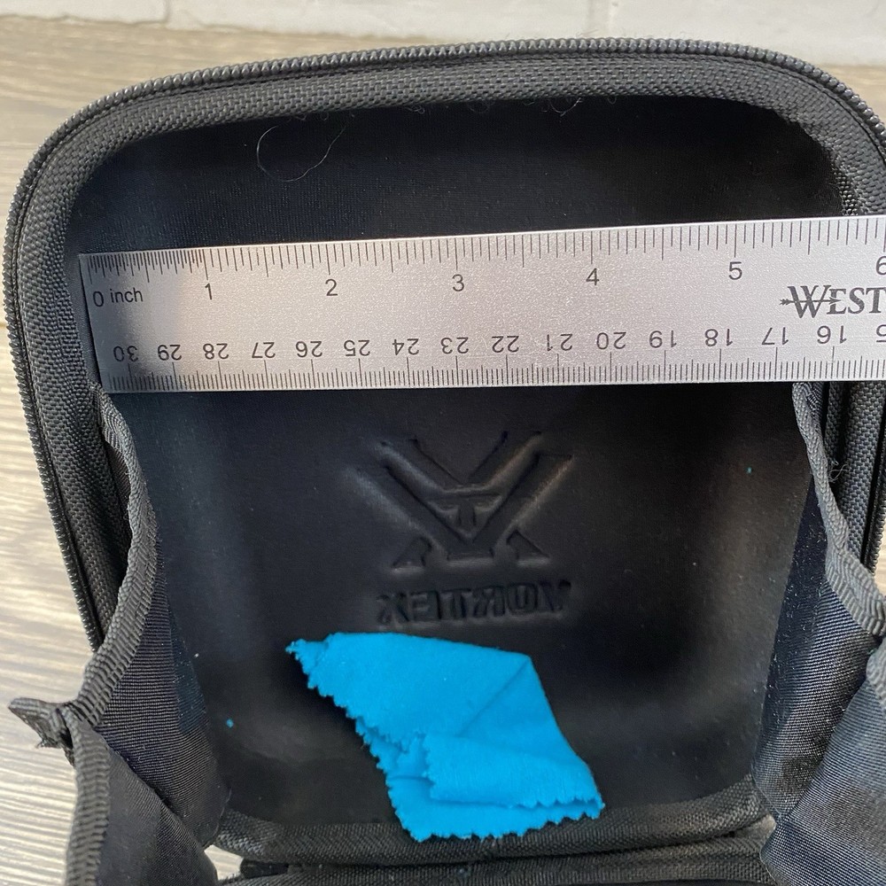 Vortex Optics Diamondback HD Binocular’s Case with Strap