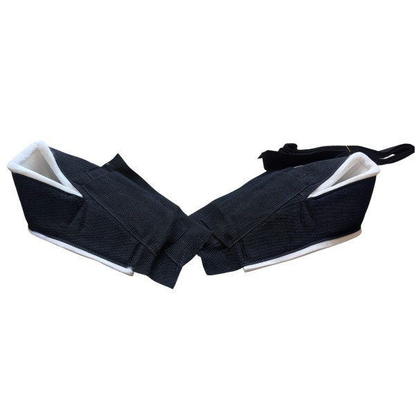 Robert Teskey Steer Horn Wraps – Black