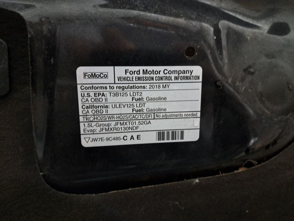 2018 Escape Display Screen Sku#4301268