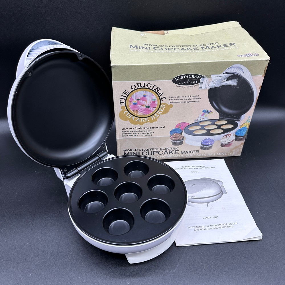 (Open Box) The Original Fast Mini Cupcake Maker MCM-1