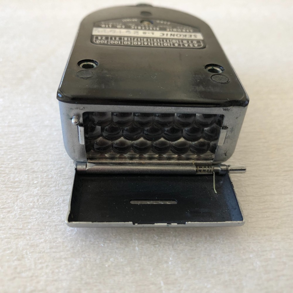 Vintage SEKONIC L-8 Light Meter