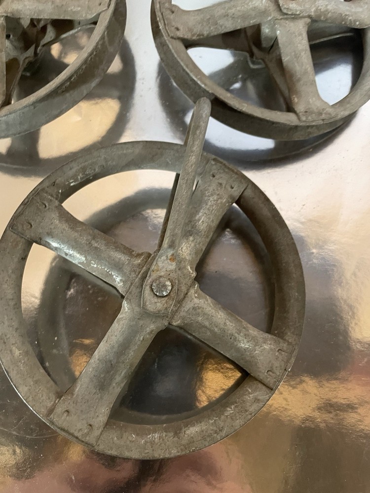 4 Total, 5” Pulleys