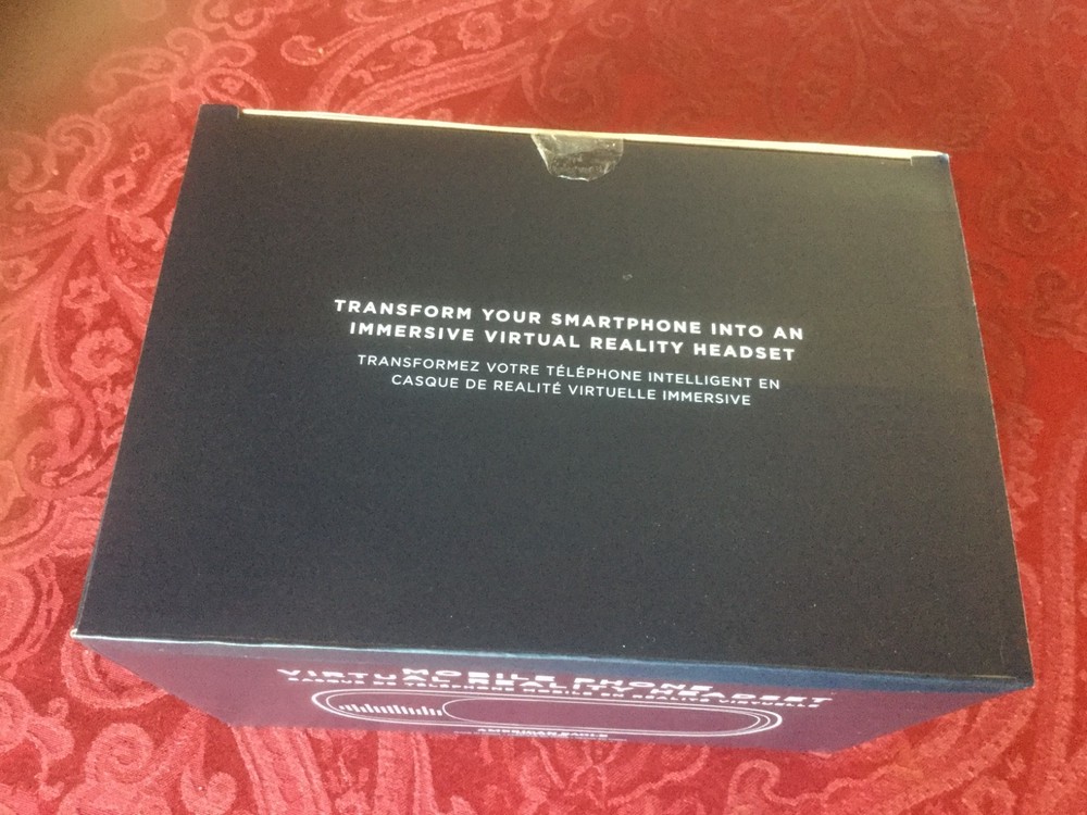 American Eagle Mobile Phone Virtual Reality Headset - New Open Box - UNTESTED