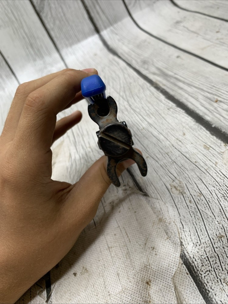 Monoprice Compression Tool Blue And Black