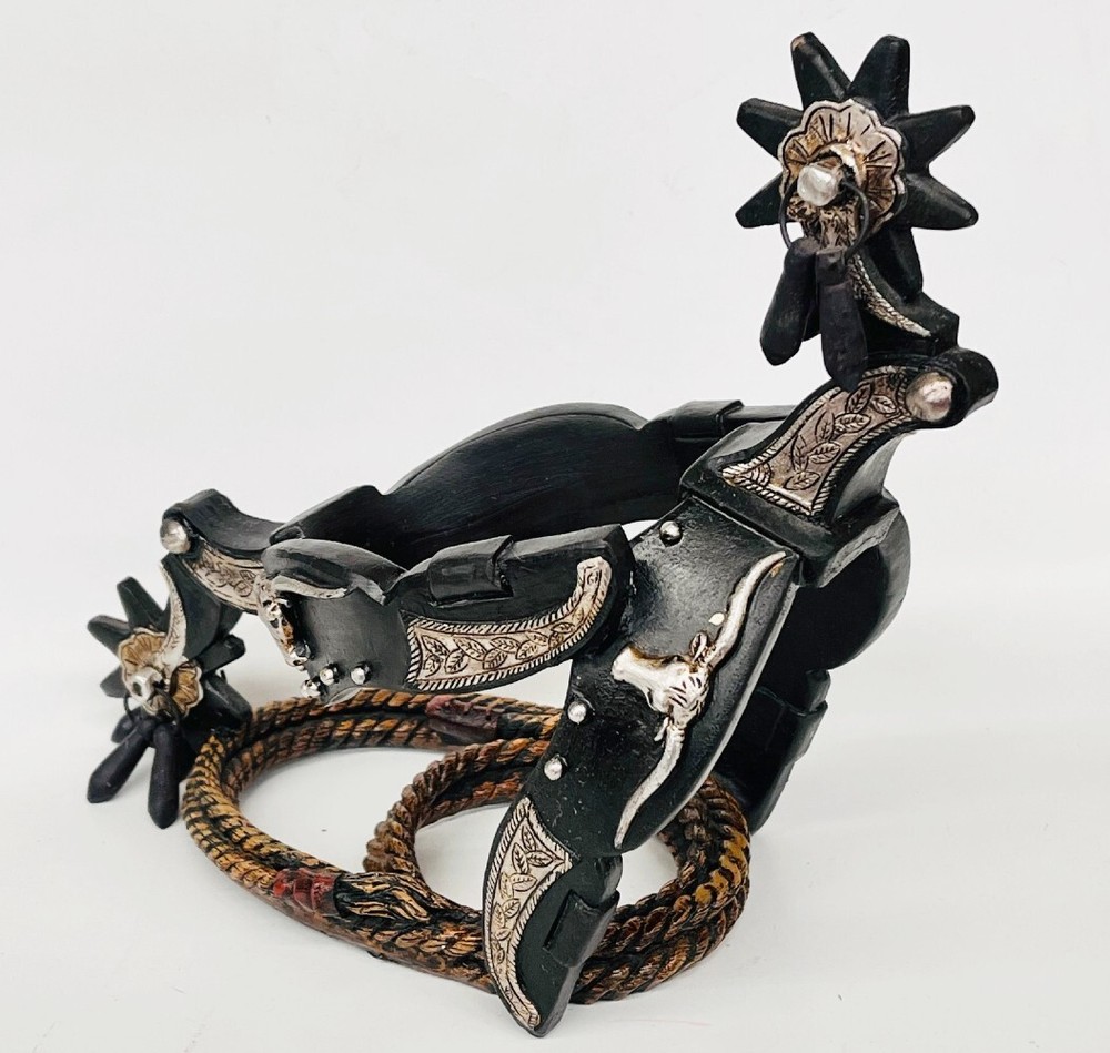 SPUR SHAPED WINE BOTTLE HOLDER