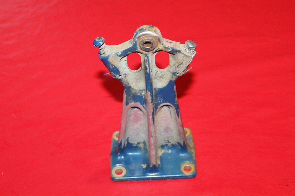 Piper Navajo Elevator Hinge 45253-03