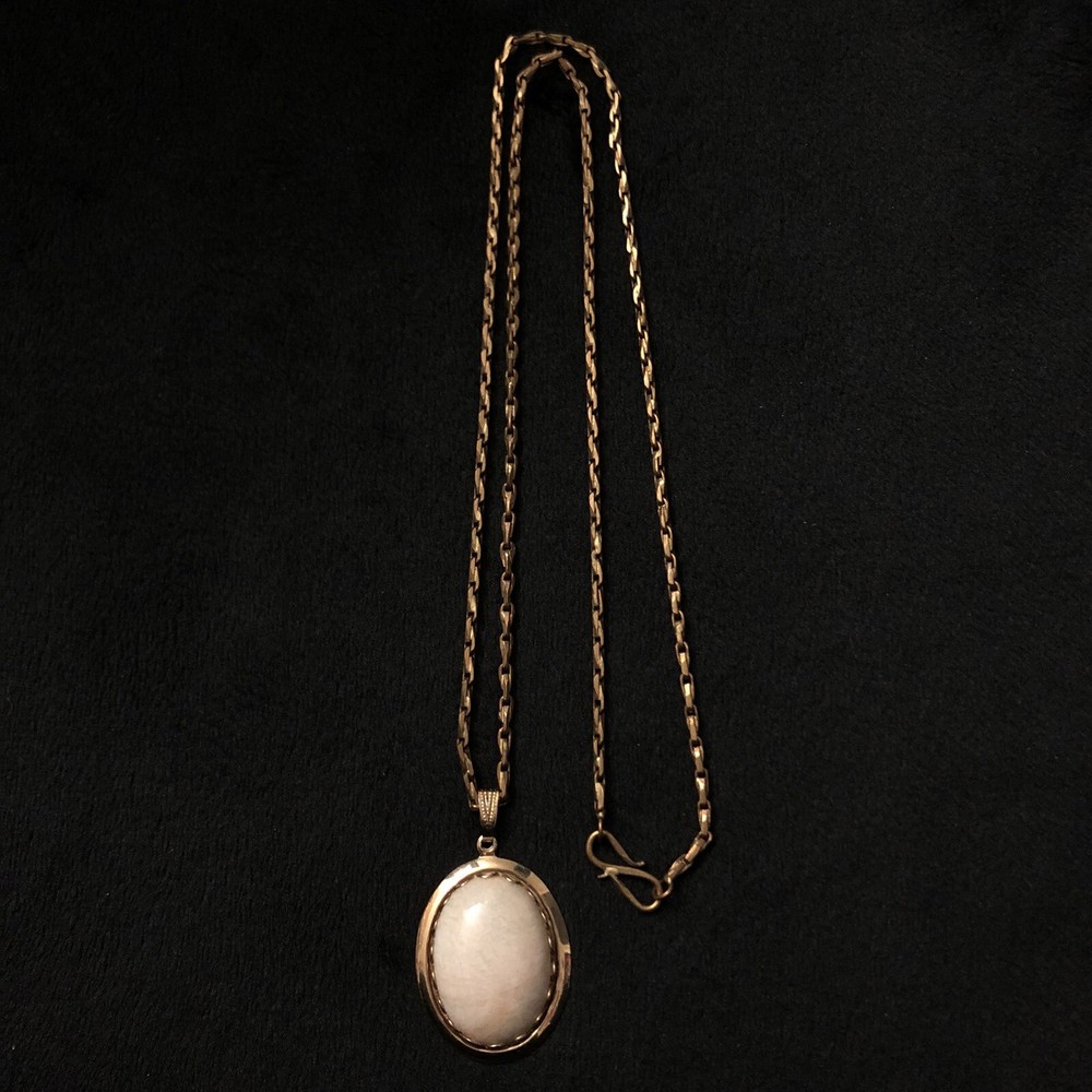 Vintage Oval Feldspar Goldtone Necklace