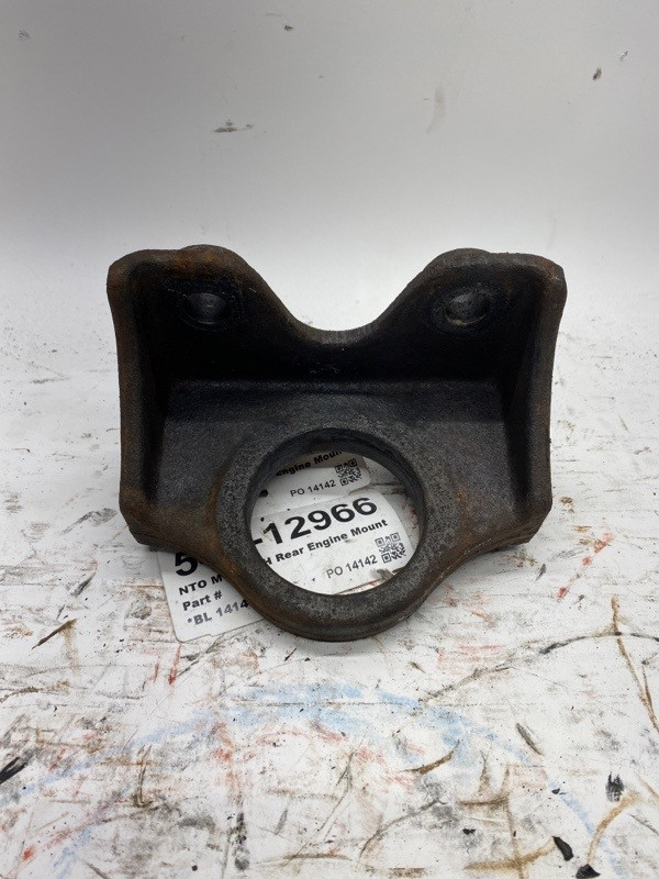 Freightliner MT55 Engine Mount 0130509001 (548-12966)