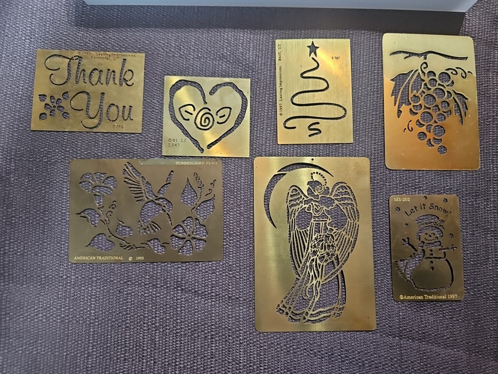 Embossing Light Table for 3D Image Creation and Paper Embossing