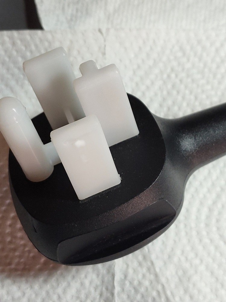TESLA NEMA 5-15 Adapter