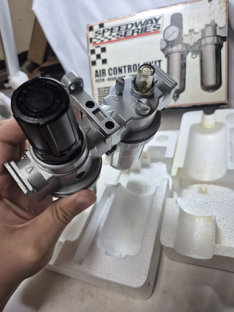 Mid Flow Air Moisture Filter Regulator Oiler Separator Lubricator Combo