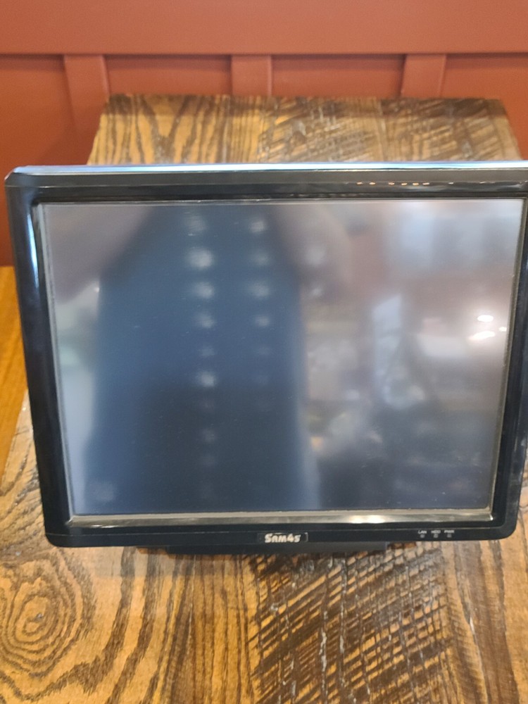 SAM4S SPT-4740 POS PosReady 7 SSD Touchscreen Terminal