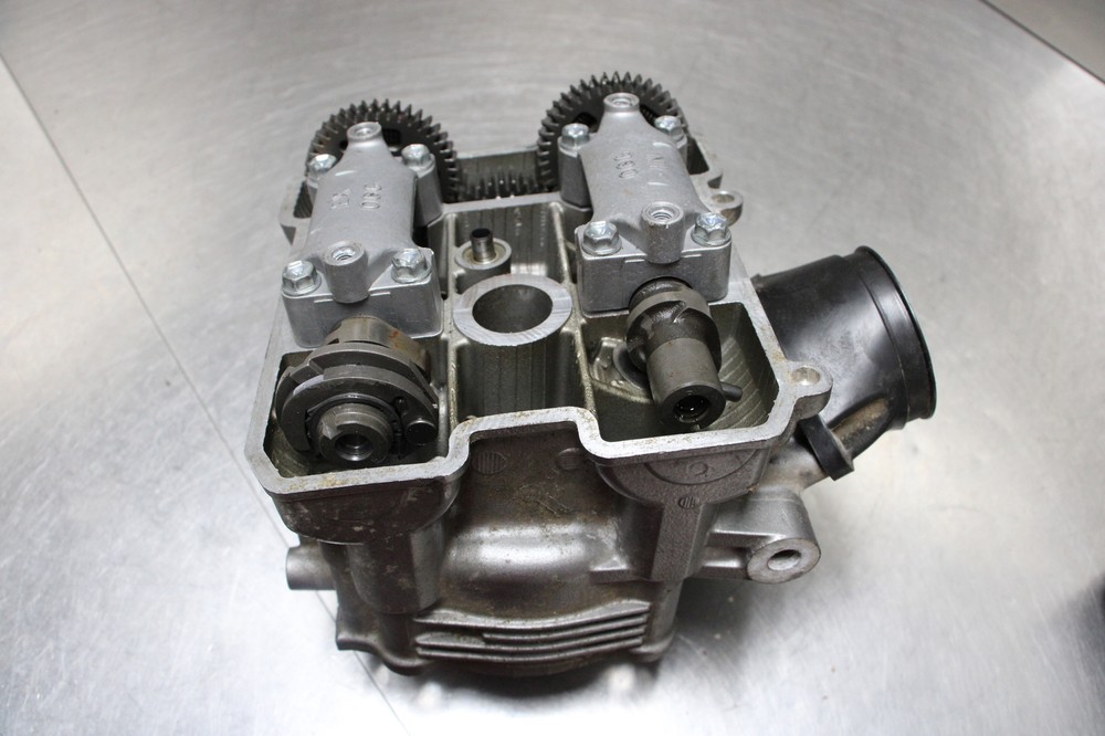03-05 SUZUKI SV1000 Engine Motor Cylinder Head BOTTOM