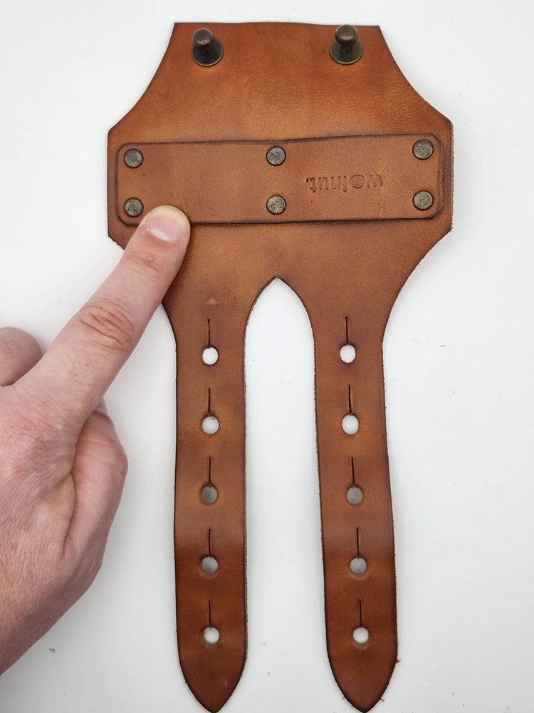 Walnut Modern Designs Leather 6-Pack Beer Carrier for Bicycle