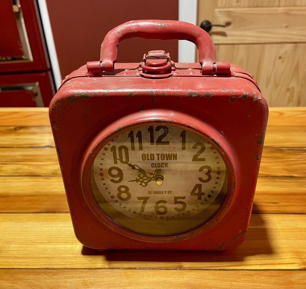 Vtg Old Town Clock - 67 BAILEY ST. Red Double Face Locking Box Clock Works