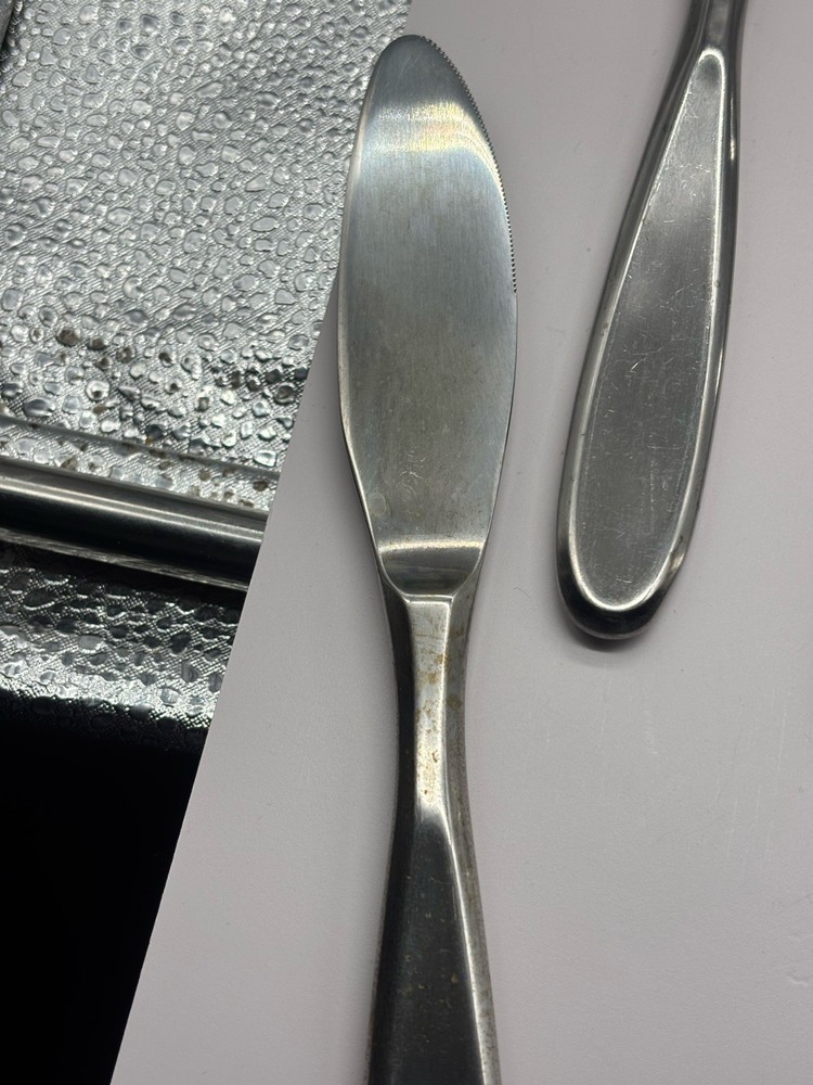 Retroneu Everyday Contour Flatware Set (39 Pc) Incomplete READ