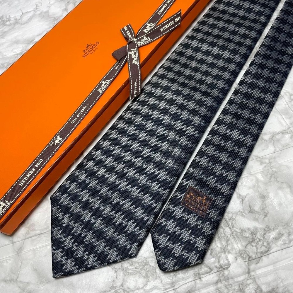 HERMES Tie All over Pattern Silk