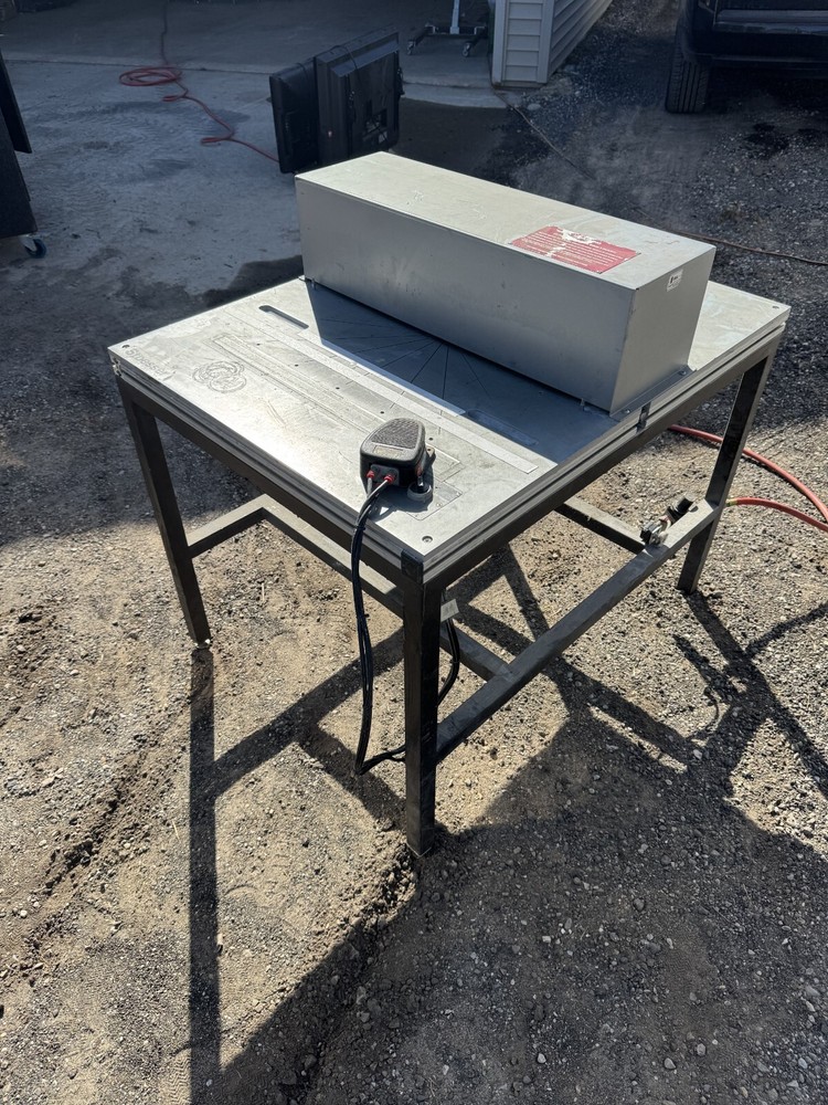 Stoesser Register System pneumatic vacuum cutter