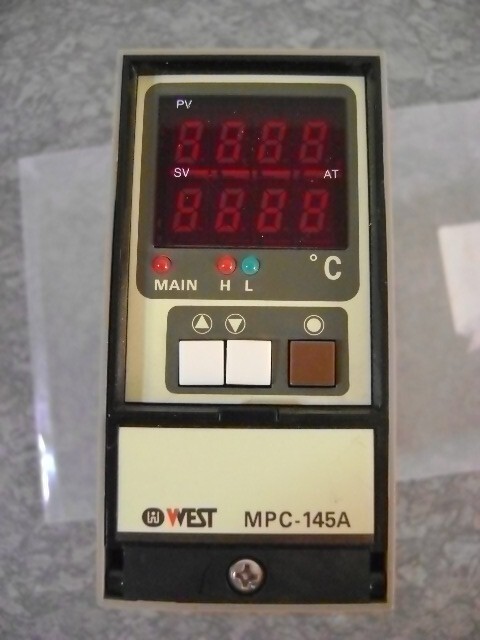WEST MPC145A-C8DH4 TEMPERATURE CONTROLLER New Free Shipping