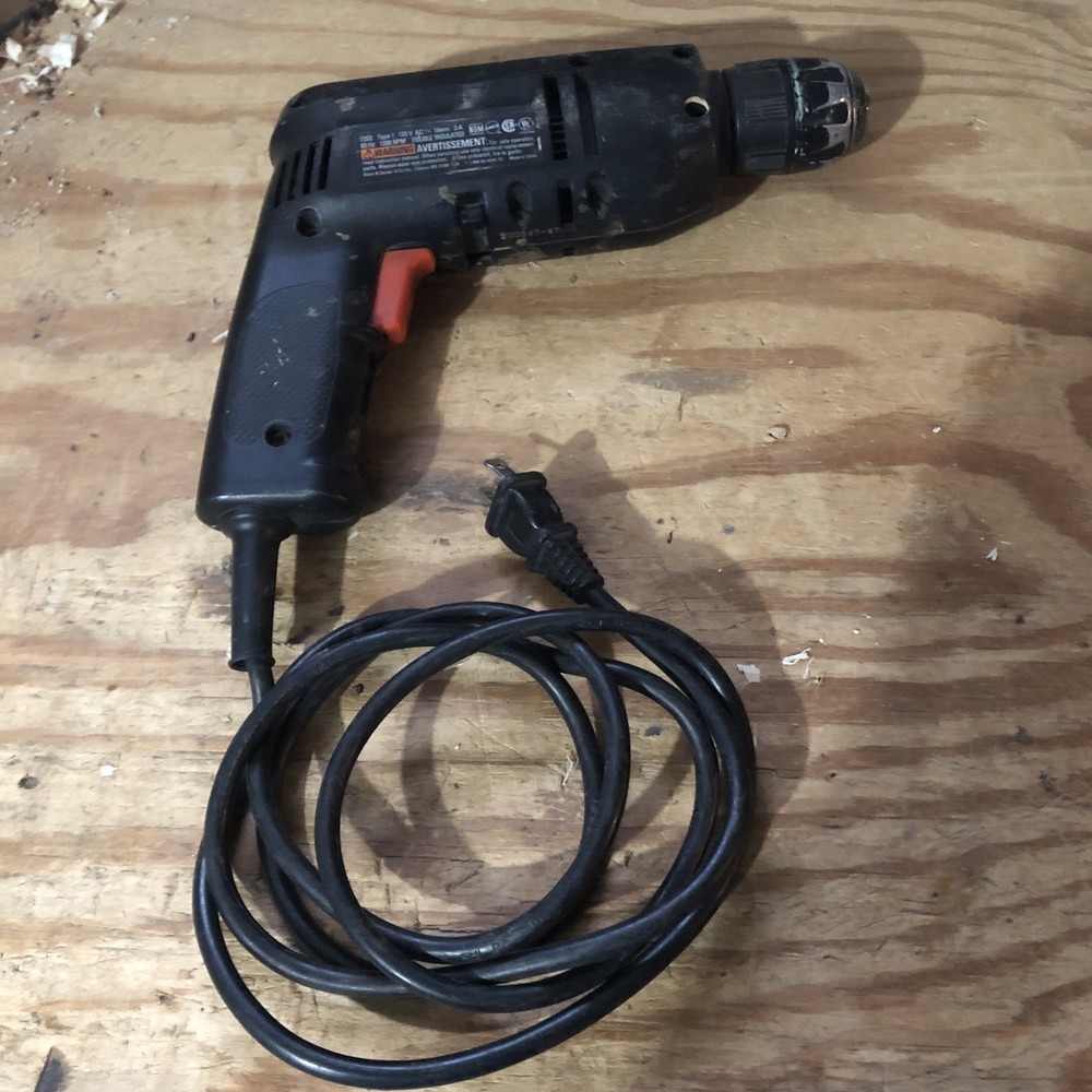 Black & Decker 3/8” Reversible Corded Drill 7252 Used