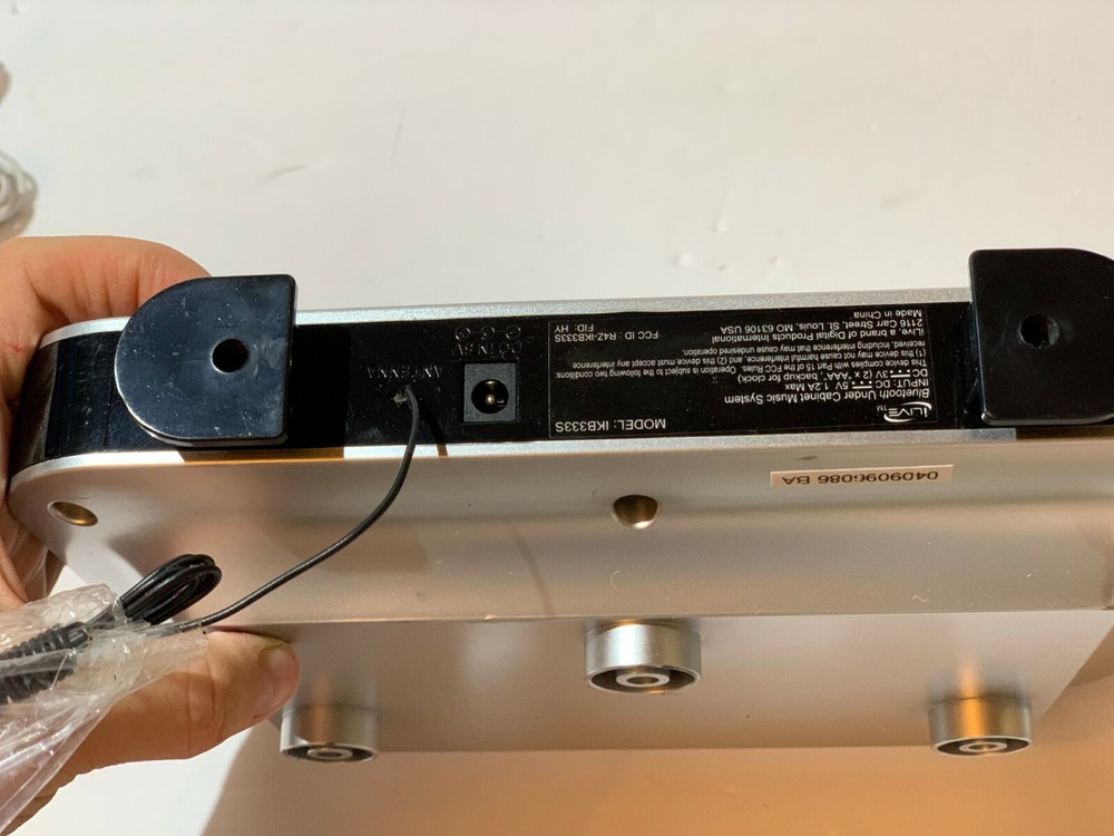 ILIVE BLUETOOTH UNDER CABINET MUSIC SYSTEM MODEL IKB333S