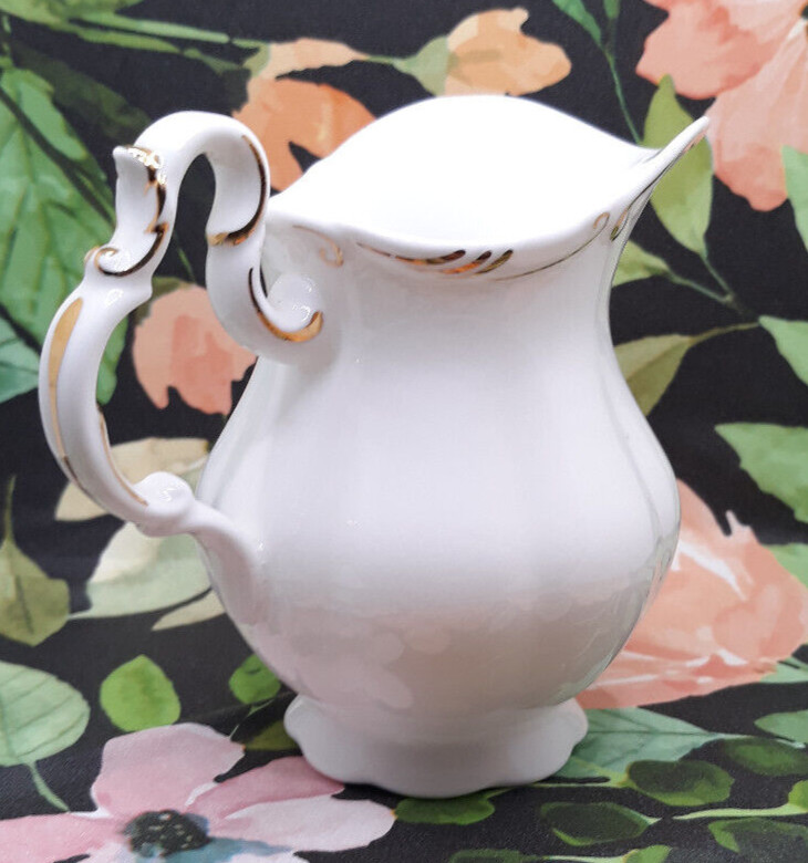 Royal Albert Creamer Fine Bone China " Orleans " Pattern