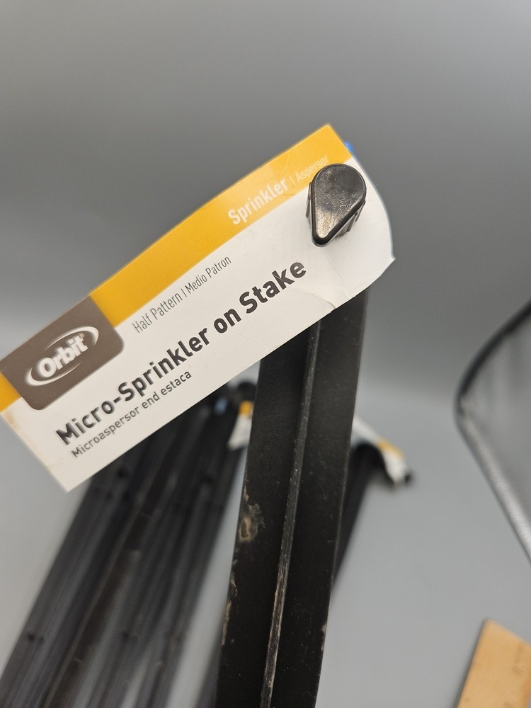 Orbit 67137 Micro-sprinkler On Stake 100PSI Max
