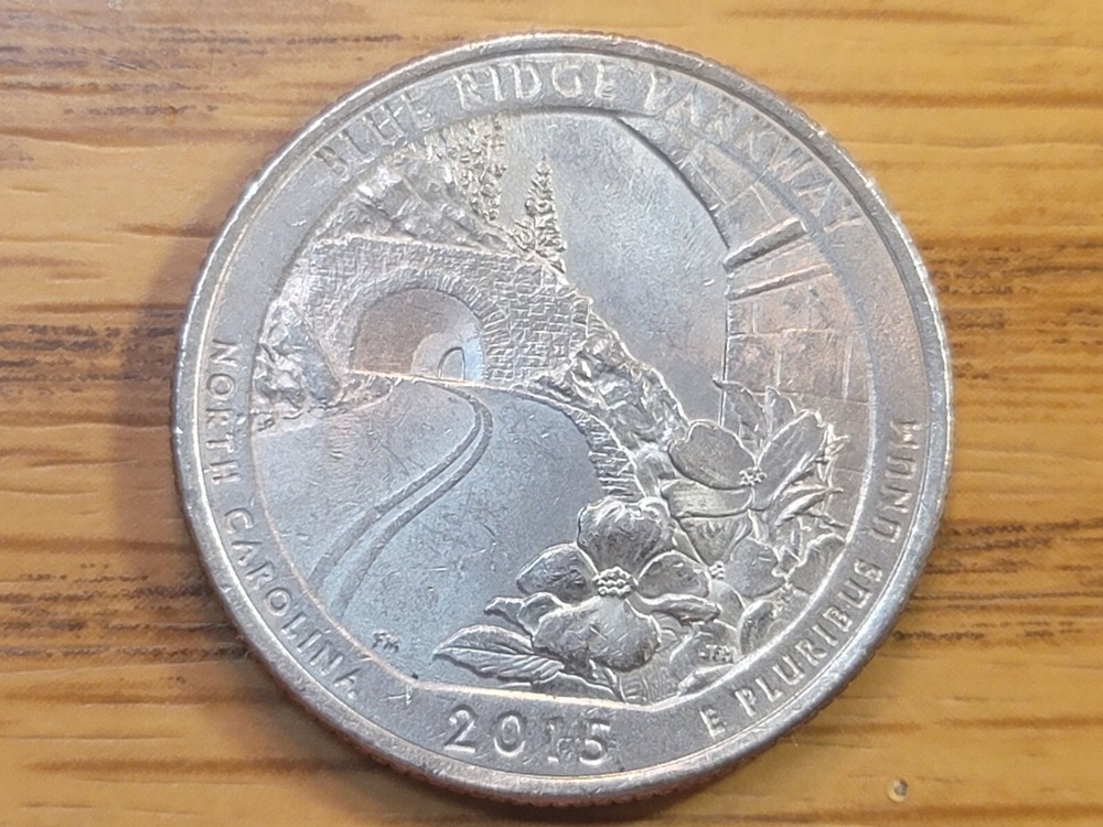 2015 P Blue Ridge Parkway ATB Quarter with Die Chips Mint Error.
