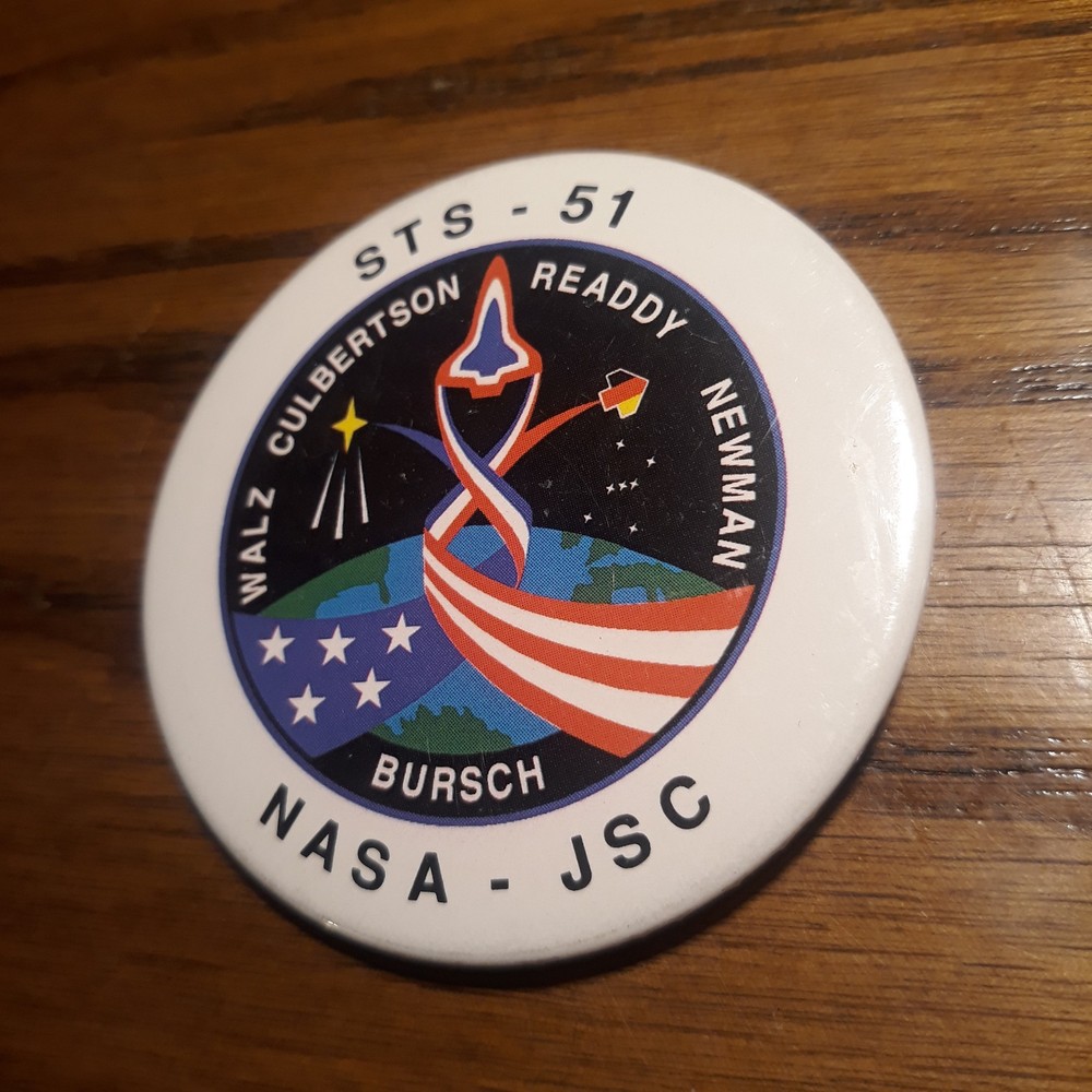 10 NASA Pins