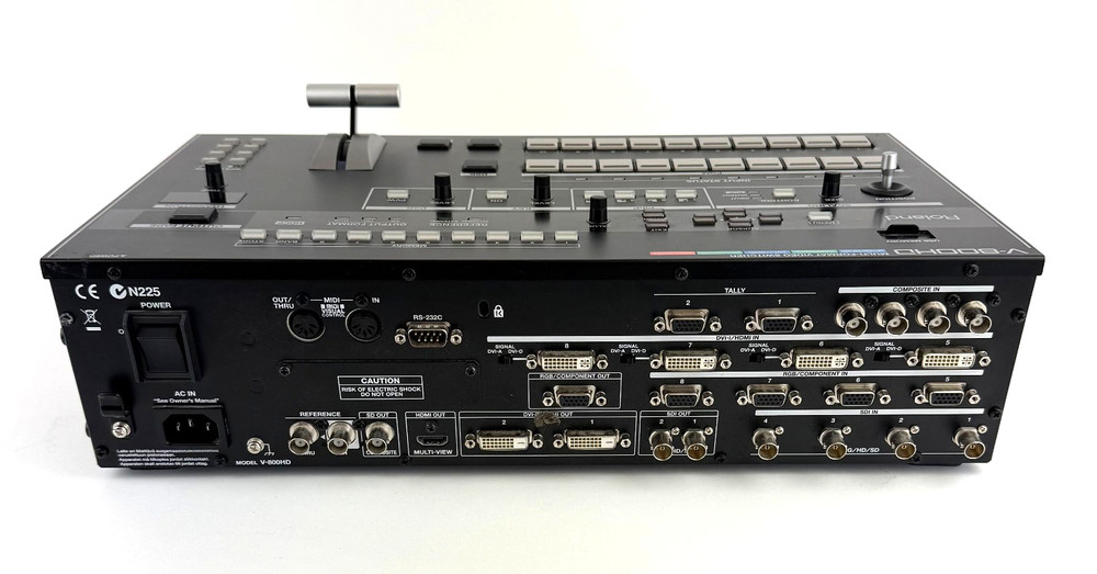 Roland V-800HD Multi-Format Video Switcher