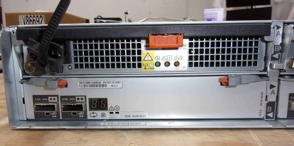 Dell EMC EAE VNXe Hard Drive Disk Array SEE NOTES