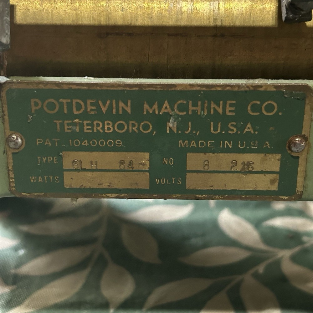 Potdevin label paster gluer