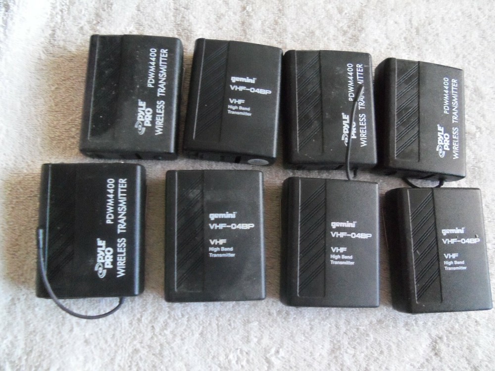 Lot of eight wireless transmitters