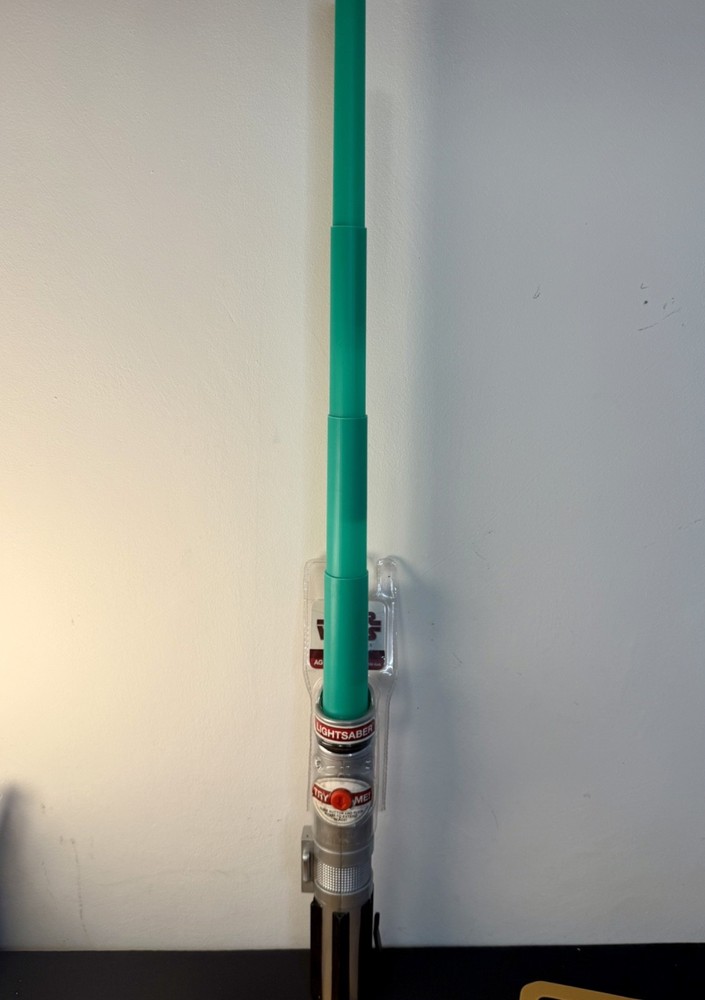 Star Wars The Clone Wars Basic Lightsaber Green Hasbro Carded