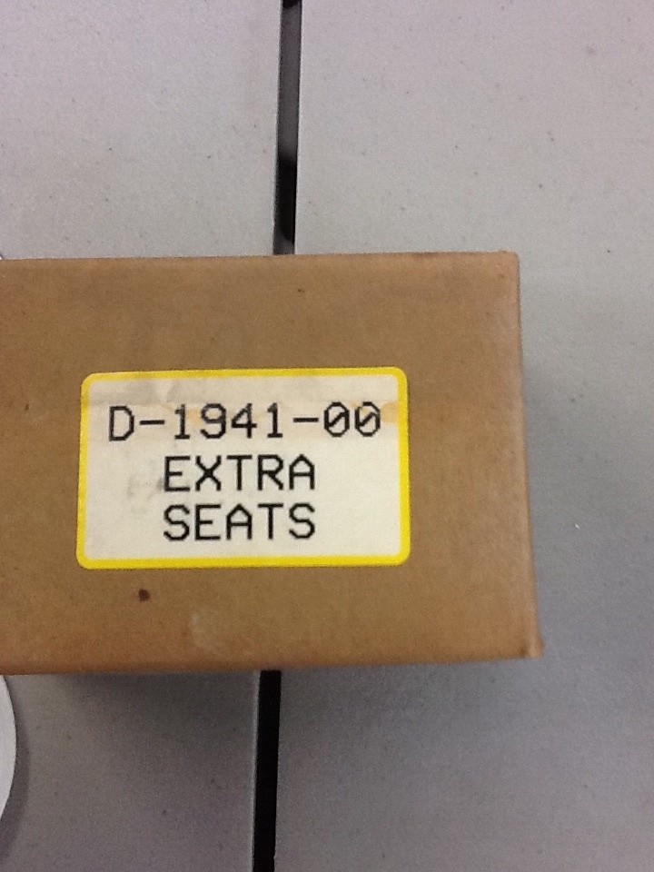 Extra Seats D-1941-00 new in box