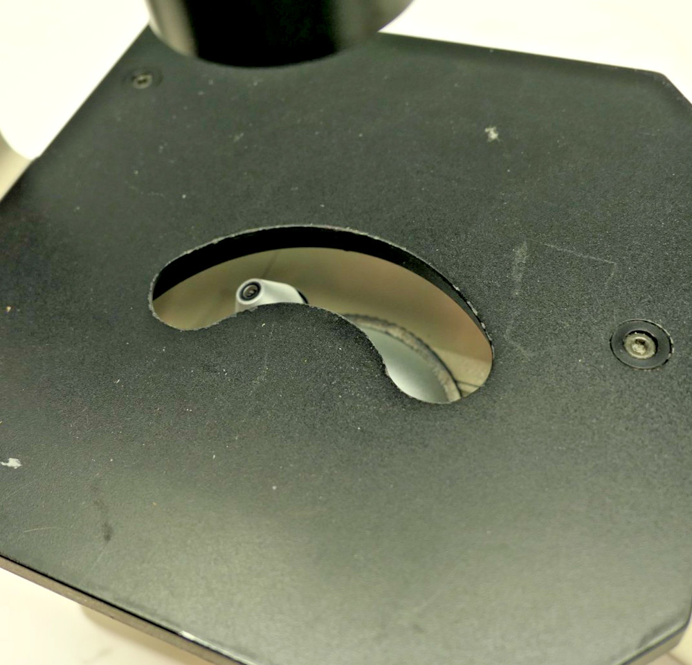 Nikon TMS Inverted Phase Contrast Binocular Microscope not turning on