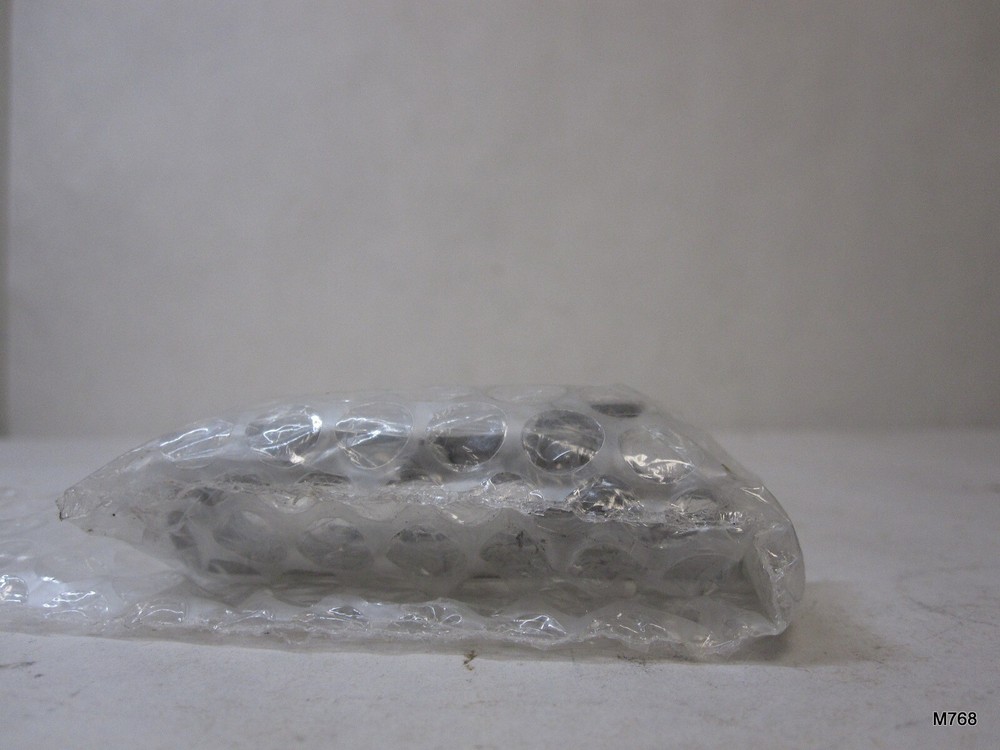 6 in 1 Multitool - Nailpuller, Bottle Opener, Window Breaker, Ruler, Square, Hex