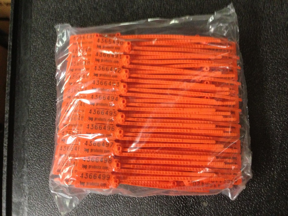 Bagmaster Bag Products LS04 Pullock Plastic Security Seals Numbered  250 seals